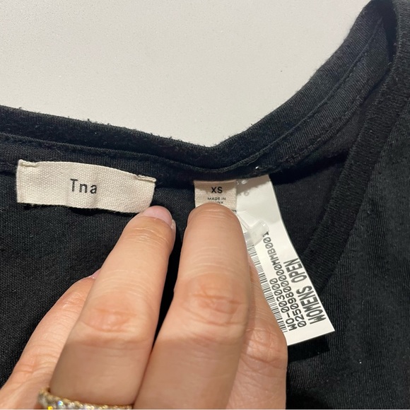 🌸3 for $20 TNA Black  T-shirt Sleeveless tankTop Gym Size S - Picture 11 of 11